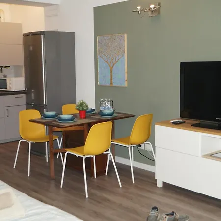 Apartment Navigli-darsena In The Heart Of The *