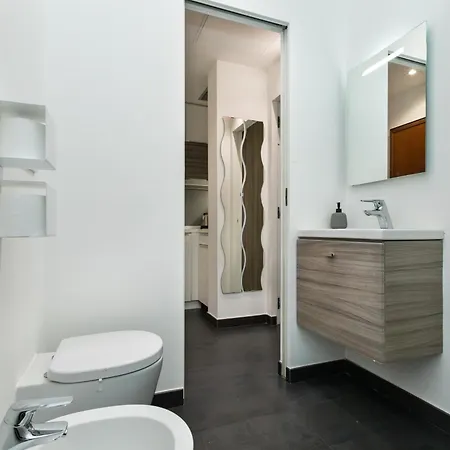 Magnoliaapartments - 52 Porta Nuova, Brera Duomo *