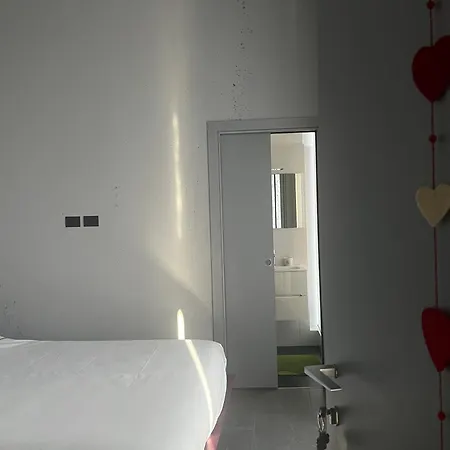 Bellissima Con Bagno Privato Citylife - Sempione Homestay szállás Milánó