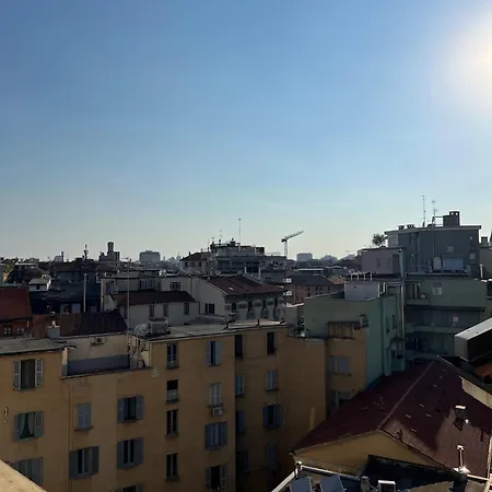 Appartamento Design In The Heart Of Milano