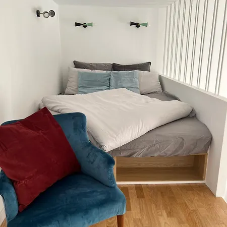 Apartment Design In The Heart Of *