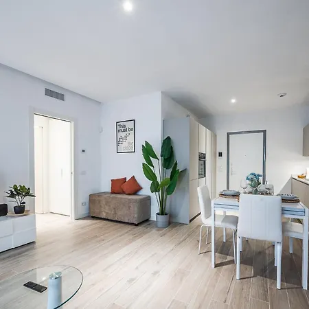 Urban Garden Flat In Modern Style アパート ミラノ