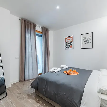 Urban Garden Flat In Modern Style * Milan