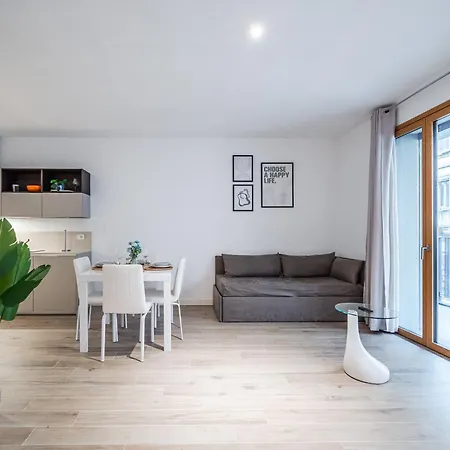 Urban Garden Flat In Modern Style Apartment *