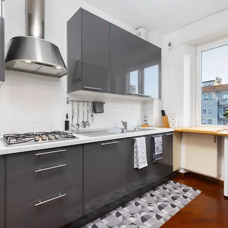 Citylife - Exclusive Skyline View Near The Metro