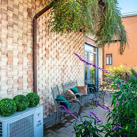 10 Minuti Dal Duomo - Elegante Domus Apartment *