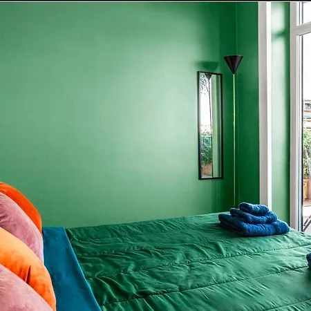 Apartment 10 Minuti Dal Duomo - Elegante Domus