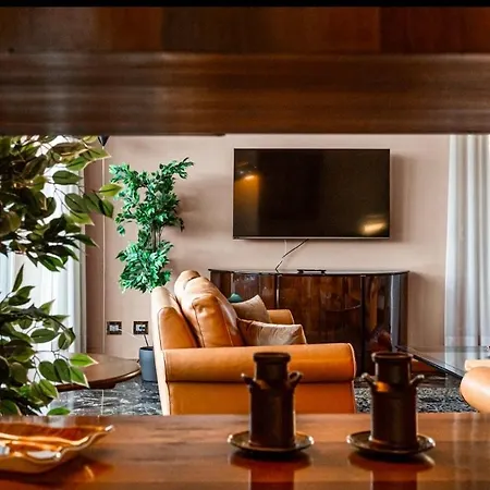 10 Minuti Dal Duomo - Elegante Domus * Μιλάνο