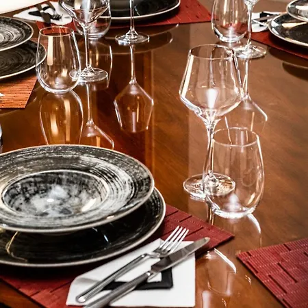 شقة 10 Minuti Dal Duomo - Elegante Domus *