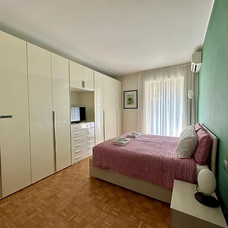 Apartment Casa Adeore