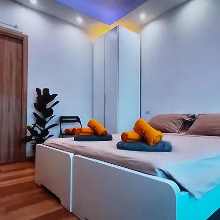 Prestigious Apartment Navigli - Milano