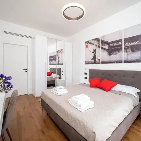 Penthouse In The Greenery And Silence Apartment Milan