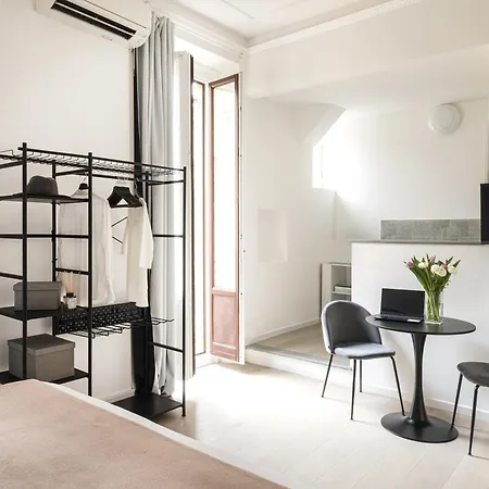 Easylife - In Porta Venezia * Milano