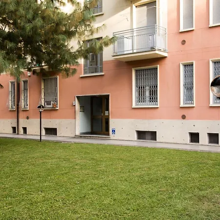 Mi Suzzani Apartman Milánó