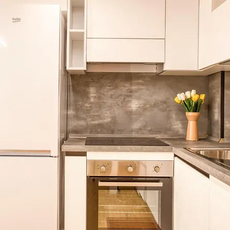 Walk To Navigli - Via Gola - 2 Bedrooms * Milan