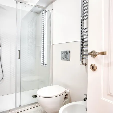 Apartment Walk To Navigli - Via Gola - 2 Bedrooms