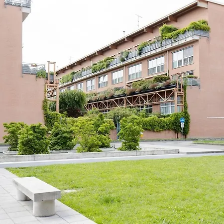 Lägenhet Private Garden Apartment, Navigli, 24h Security