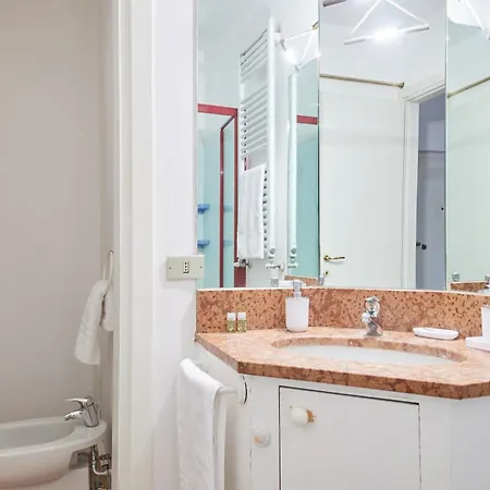 Apartment Attico Luminoso E Panoramico In Moscova Garibaldi *