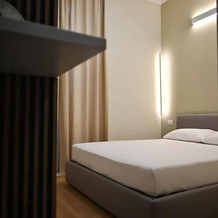 Luxury - 15 Min Duomo Apartman *