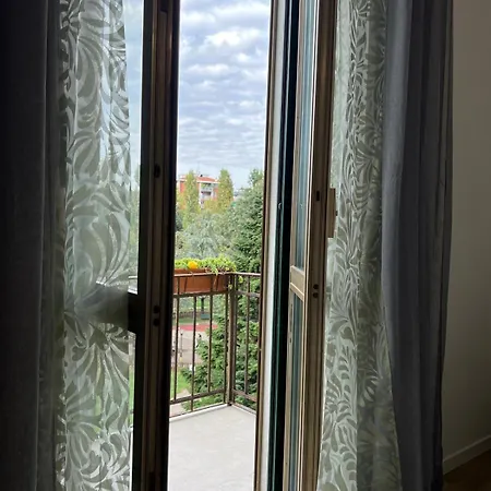 Carrara 23 Navigli Be Like! - Duomo Forum Bocconi *