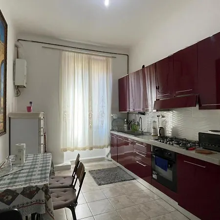 Apartment House In The Center-casa Nel Centro Della Citta *