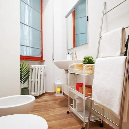 Cozy 50 Meters From The Metro Appartamento
