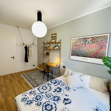 Southern M1 Red Line Metro 20 Min To Center Apartment