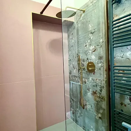 Apartament Franca - 7 Min Fs