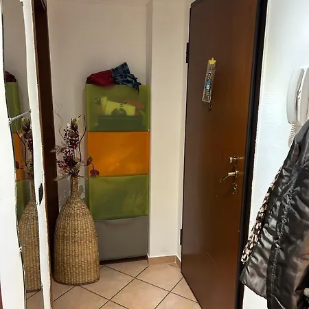 Casa Jaures-turro, 10 Meters From The Metro, Red Line Mm1