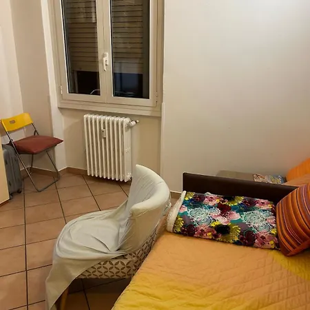 Casa Jaures-turro, 10 Meters From The Metro, Red Line Mm1 *