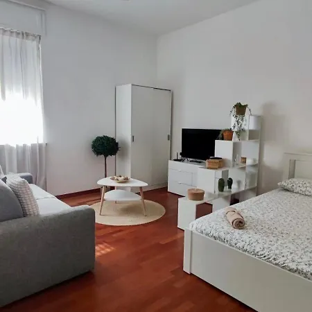 Tibaldi Navigli House Apartman Milánó