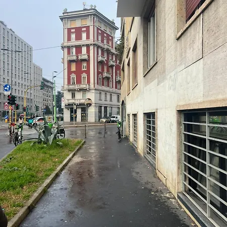 La Regina Delle Locazioni Accanto Bocconi Apartment *