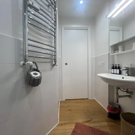 Apartment La Regina Delle Locazioni Accanto Bocconi
