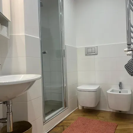 La Regina Delle Locazioni Accanto Bocconi Apartment *