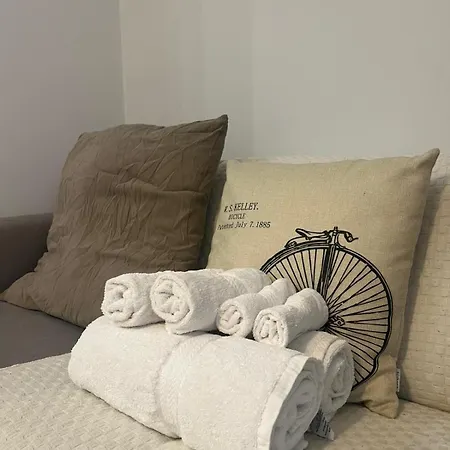 La Regina Delle Locazioni Accanto Bocconi Apartment