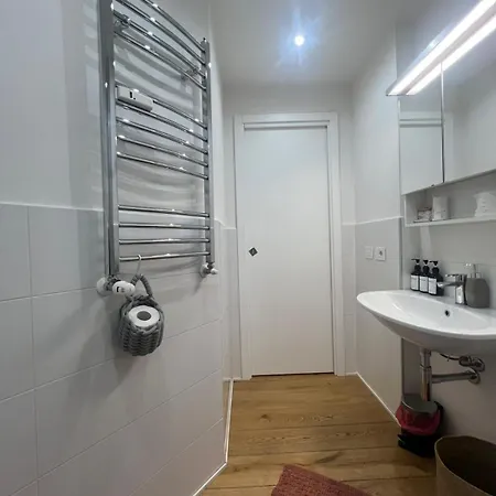 La Regina Delle Locazioni Accanto Bocconi Apartment Milan