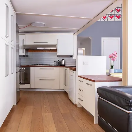 Dehomes - Loft Su Due Livelli Con 3 Camere E 3 Bagni *