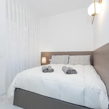 Apartment 3co4 - Duomo - Chic - - *