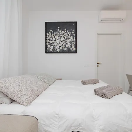 1co4 - Duomo - Luxurious&central - * Milán