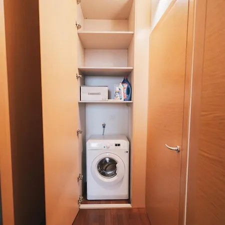 Giax Panoramic View Parking *