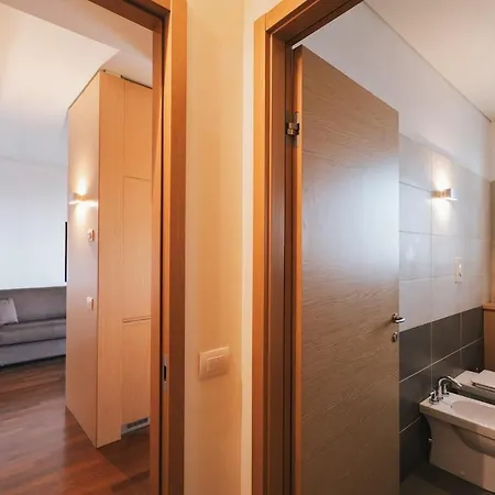 Giax Panoramic View Parking * ميلان