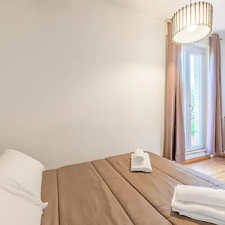 Elegante Attico Con Terrazzo Esclusivo Apartmán *