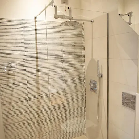 Ilcenacolo Cadorna Design 4 Persone Terminal Malpensa Fiera E Allianz Centre *