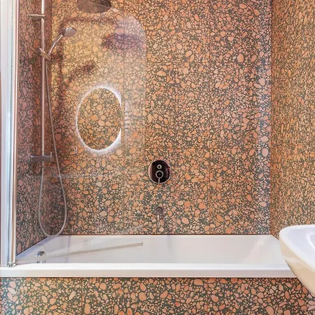 Bilocale Design Con Terrazza - De Angeli Appartement