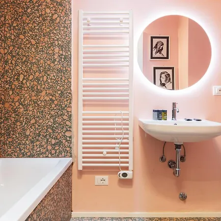 דירה Bilocale Design Con Terrazza - De Angeli *
