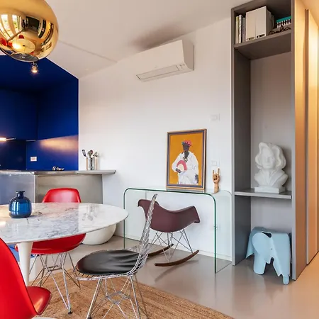 Bilocale Design Con Terrazza - De Angeli דירה