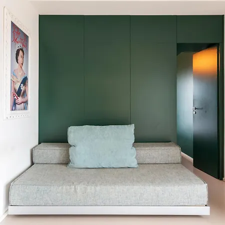 Bilocale Design Con Terrazza - De Angeli Daire *