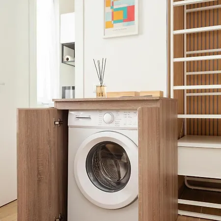 Apartment Zanella 50 Milan