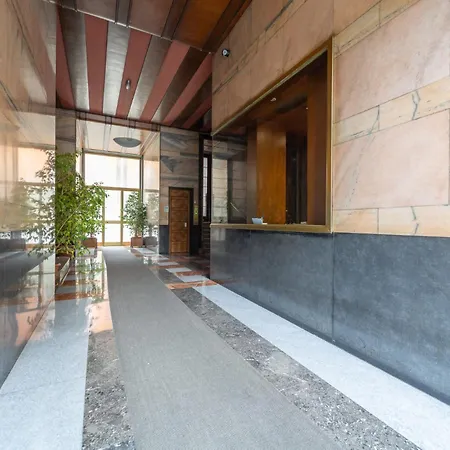 Design With Terrace In Апартаменты *