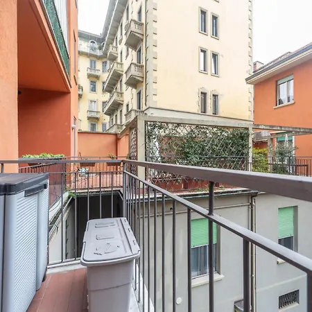 Design With Terrace In Милан